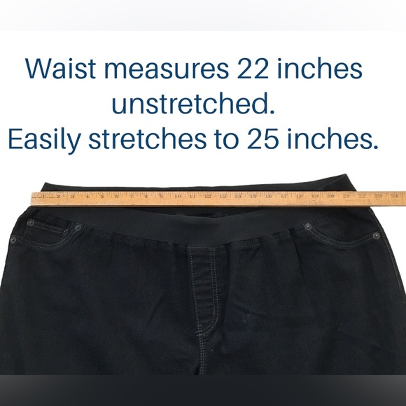 26-28W Black Petite Pull On Avenue Jeans - Picture 9 of 15